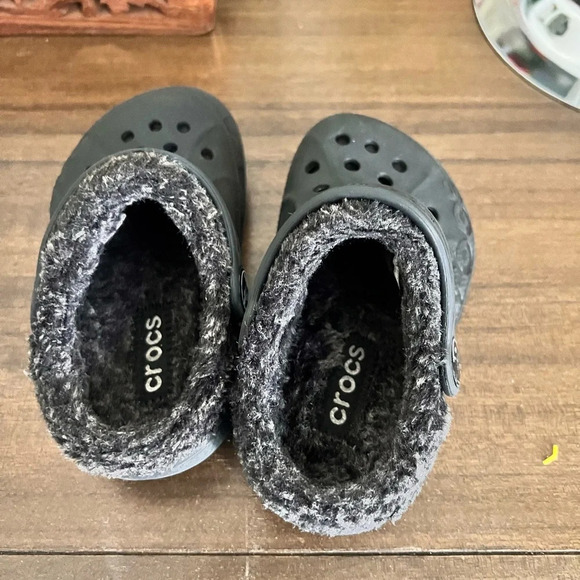 Crocs Kids' Black Clogs - Picture 3 of 3